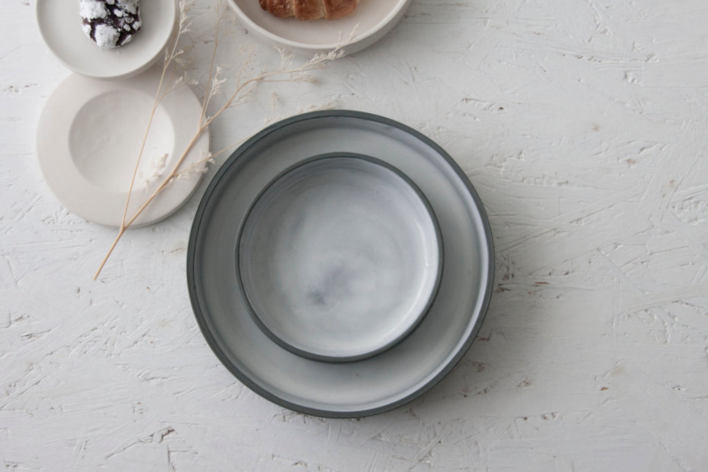 Elegant Two-Sized Serving Dish Set in gray and white glossy glaze