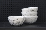 TRIO- 3 ceramic bowls in white and black lines