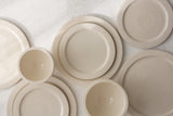 Elli- Ceramic medium size plate in white