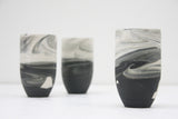 Ori - Ceramic tumbler in black and white marble