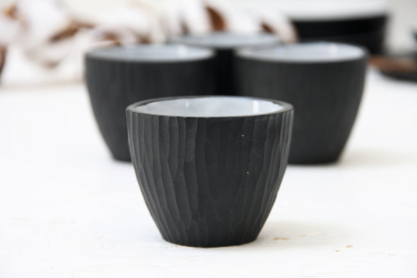 Lili - Hand-carved ceramic espresso cup in black and white glossy glaze